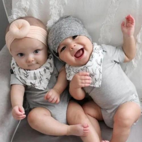 Classic Bandana Muslin Bib Set