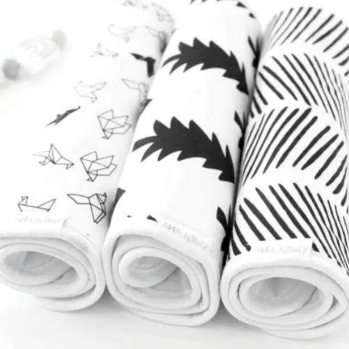 Monochrome Burp Cloth Set