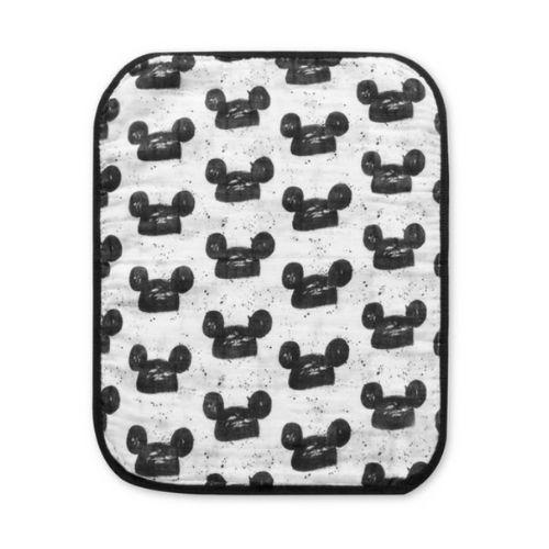 Reversible Heroes Burp Cloth